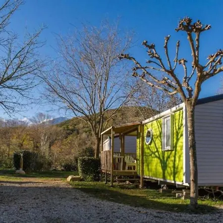 3 Etoiles - Piscine - Ccaaafi