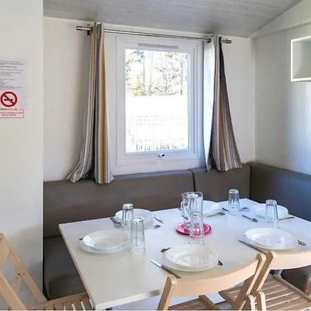 Camping Zecamping 3 étoiles - Piscine Chauffée Et Activités Haute Saison