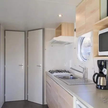 Zecamping 3 étoiles - Piscine Chauffée Et Activités Haute Saison Camping Arles-sur-Tech