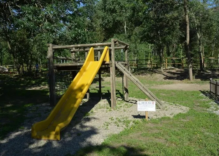 Camping 3 étoiles - Piscine - Ccaaafi