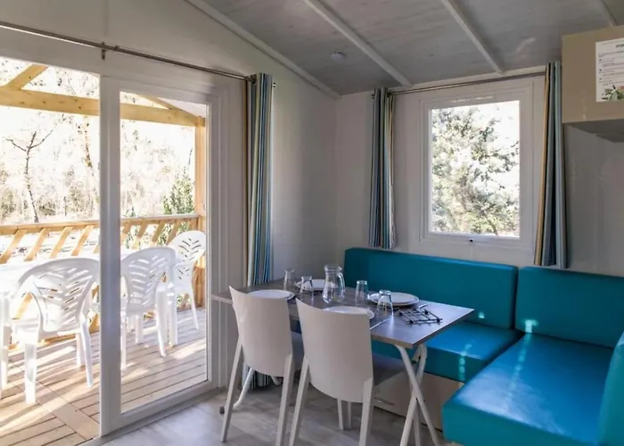 3 Etoiles - Piscine - Ccaaafi Campingplads *