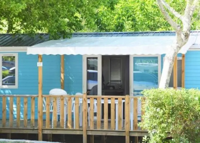 Camping 3 étoiles - Piscine - Ccaaafi